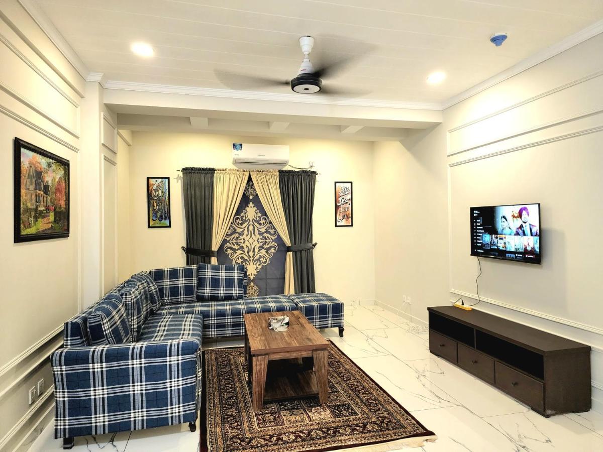 Executive Apartments In Bahria Heights Равалпинди Экстерьер фото