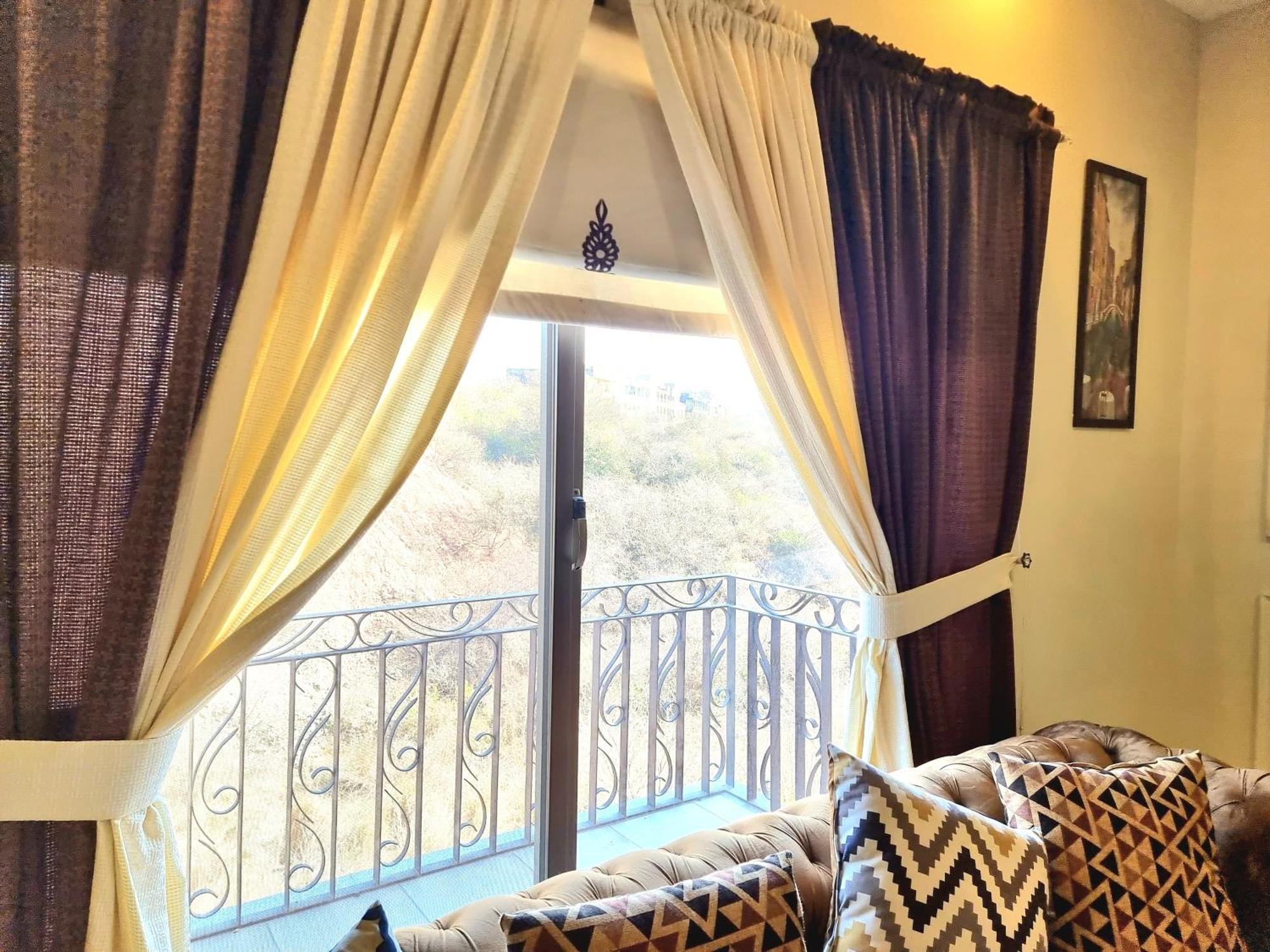 Executive Apartments In Bahria Heights Равалпинди Номер фото